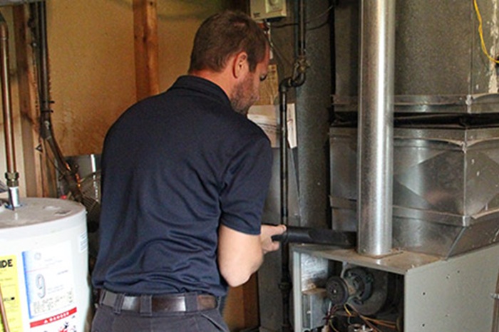 How Do Contaminants Enter and Spread Through HVAC Duct Systems?