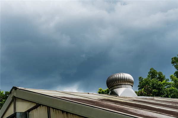 How is a Dryer Vent on a Roof Cleaned?